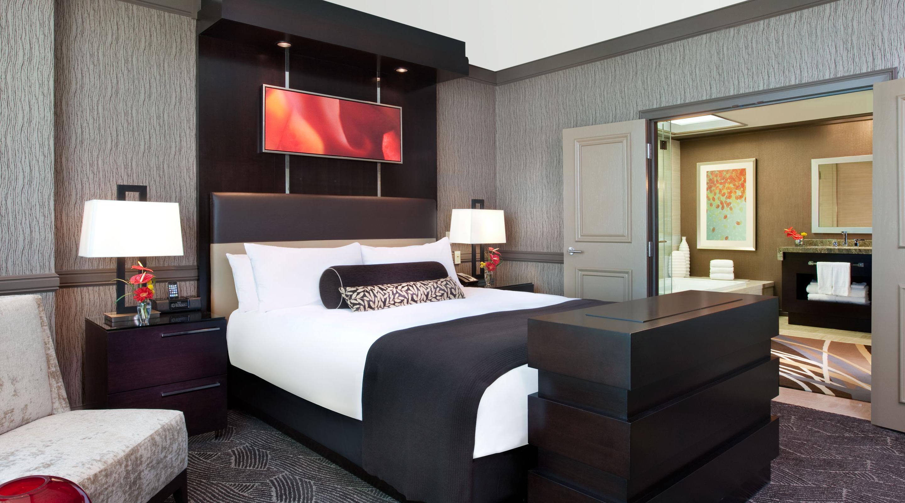 Las Vegas Hotel Rooms & Suites - The Mirage