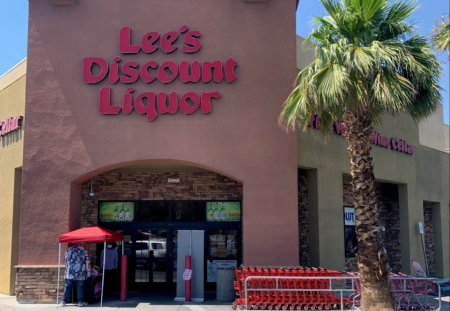 Lee's Discount Liquor - Eastern / Sunridge Heights | TTDILV
