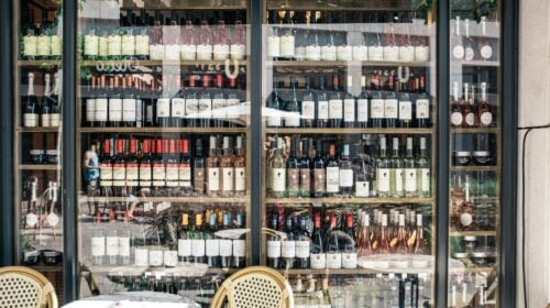Managing Large Groups at Strip Liquor Store in Las Vegas Managing Large Groups at Strip Liquor Store in Las Vegas