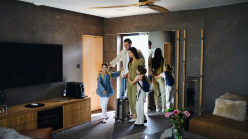Best Times to Visit Mirage Hotel Attractions for Smaller Crowds Best Times to Visit Mirage Hotel Attractions for Smaller Crowds