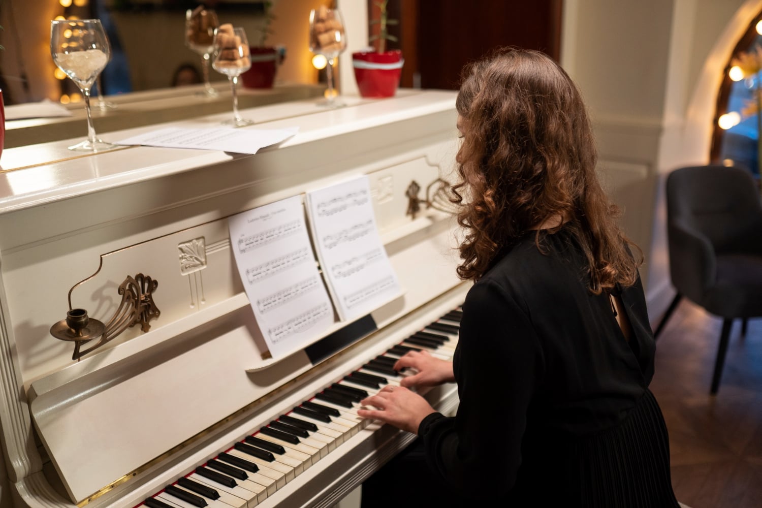 piano bar